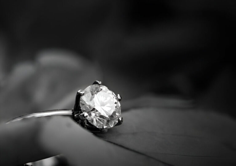 Lab-Grown Diamond Rings