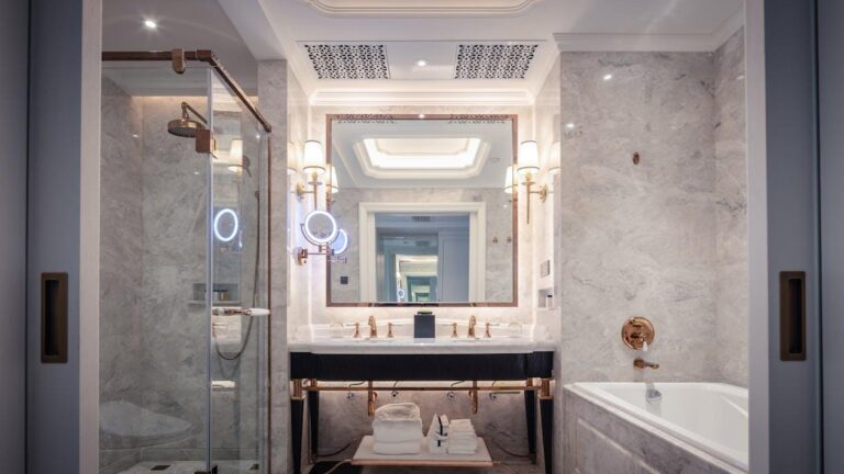 From Dull to Dreamy: How a Professional Designer Can Revamp Your Bathroom From Dull to Dreamy: How a Professional Designer Can Revamp Your Bathroom